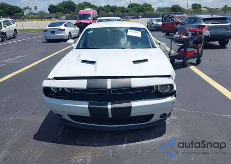 2016 Dodge Challenger R/T Plus z USA, uszkodzony, nr VIN 2C3CDZBT4GH172037
